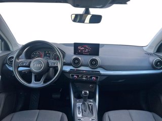 AUDI Q2 30 2.0 tdi admired s-tronic 8