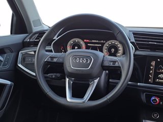 AUDI Q3 35 2.0 tdi business advanced s-tronic 9