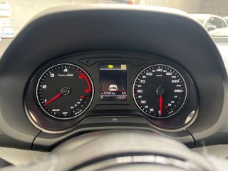 AUDI Q2 30 2.0 tdi business s-tronic 9