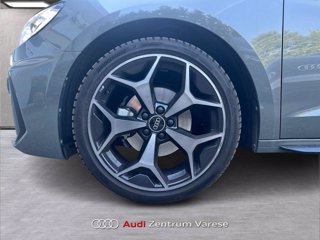 AUDI A1 sportback 30 1.0 tfsi identity black 110cv s-tronic 2