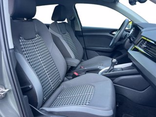 AUDI A1 sportback 30 1.0 tfsi identity black 110cv s-tronic 6