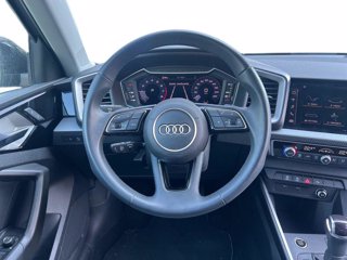 AUDI A1 sportback 30 1.0 tfsi identity black 110cv s-tronic 9