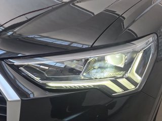 AUDI Q3 35 2.0 tdi business advanced s-tronic 1