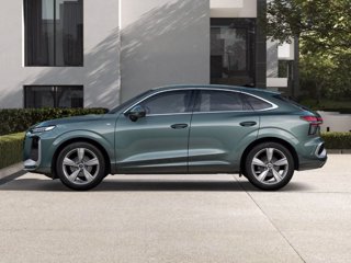 AUDI Q3 SPB TFSI 150 kW S tronic quattro S Line edition 1