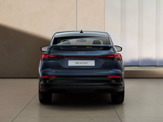 AUDI Q4 SBP e-tron performance Business 3