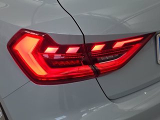 AUDI A1 sportback 30 1.0 tfsi admired 110cv s-tronic 4