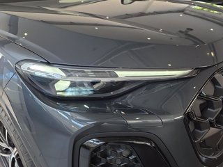 AUDI Q5 2.0 tdi mhev+ s line edition quattro 204cv s-tronic 1