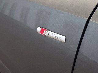 AUDI Q3 35 2.0 tdi s line edition s-tronic 5