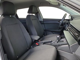 AUDI A1 sportback 25 1.0 tfsi admired s-tronic my20 6