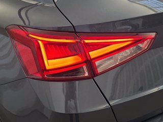 SEAT Arona 1.0 ecotsi black edition 95cv 4