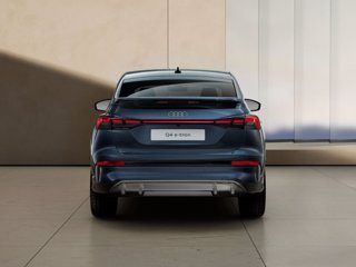 AUDI Q4 SBP e-tron quattro performance S Line 3