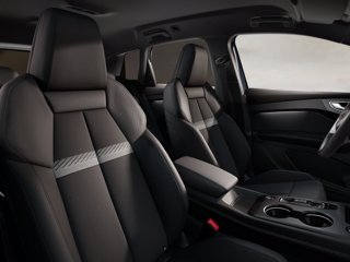 AUDI Q4 e-tron Custom Edition 6