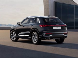 AUDI Q5 TDi 150 kW mHEV+ S tronic quattro S line edition 2