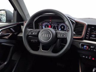 AUDI A1 sportback 40 2.0 tfsi s line edition 207cv s-tronic 9