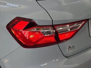 AUDI A1 sportback 25 1.0 tfsi admired advanced s-tronic my20 4