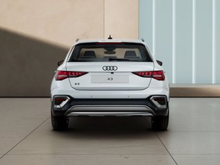 AUDI A3 allstreet TFSI 110 kW S tronic Identity Contrast 3
