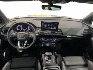 AUDI Q5 40 2.0 tdi mhev 12v identity black quattro s-tronic 8