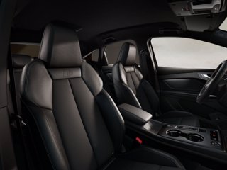 AUDI Q4 SBP e-tron performance S Line 6