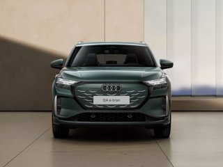 AUDI Q4 e-tron quattro performance S Line 4