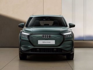 AUDI Q4 e-tron Custom Edition 4