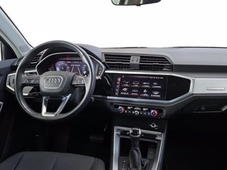 AUDI Q3 35 2.0 tdi business advanced quattro s-tronic 8