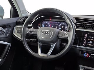 AUDI Q3 35 2.0 tdi business advanced quattro s-tronic 9