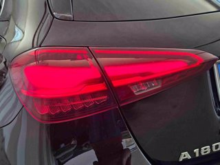 MERCEDES A 180 amg line advanced plus auto 4