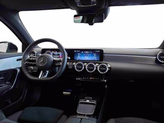 MERCEDES A 180 amg line advanced plus auto 8