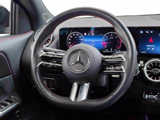 MERCEDES Gla 200 d amg line premium 4matic auto 8