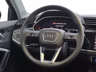 AUDI Q3 35 2.0 tdi business advanced s-tronic 8