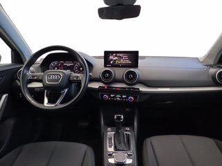 AUDI Q2 35 2.0 tdi admired s-tronic 8