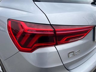 AUDI Q3 35 2.0 tdi business advanced s-tronic 4