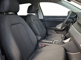 AUDI Q3 35 2.0 tdi business advanced s-tronic 5