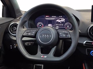 AUDI Q2 35 1.5 tfsi identity black s-tronic 9