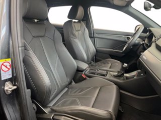 AUDI Q3 sportback 35 2.0 tdi identity black s-tronic 7