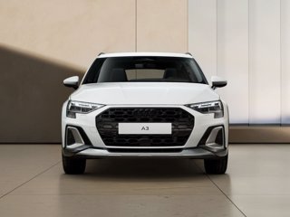 AUDI A3 allstreet e-Hybrid 150 kW S tronic Business Advanced 4