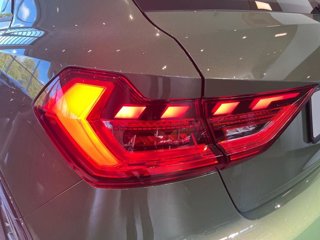 AUDI A1 allstreet 30 1.0 tfsi identity contrast 116cv s tronic 4