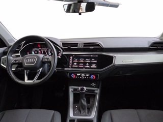 AUDI Q3 35 2.0 tdi business s-tronic 8