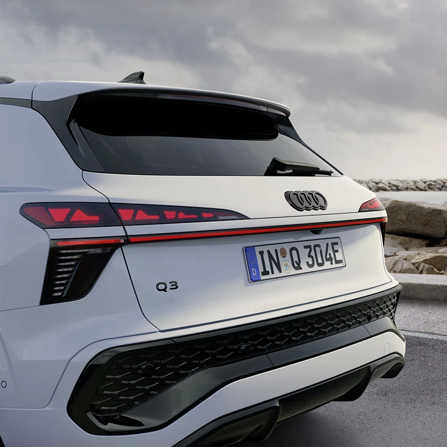 Nuova Audi Q3 2025 Audi Zentrum Varese 15