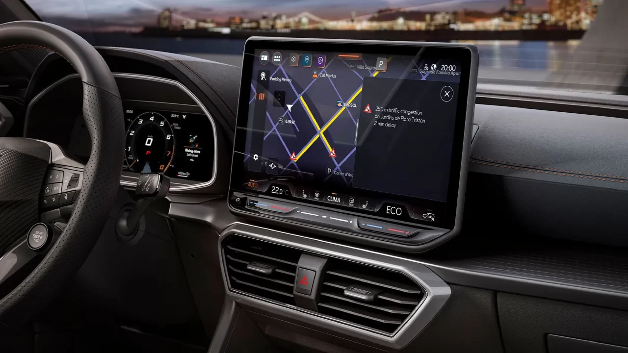 Nuova Cupra Leon St8