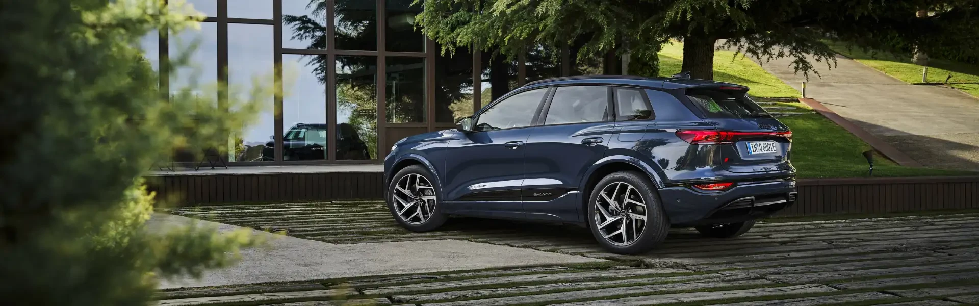 Nuova Q6 E Tron Land