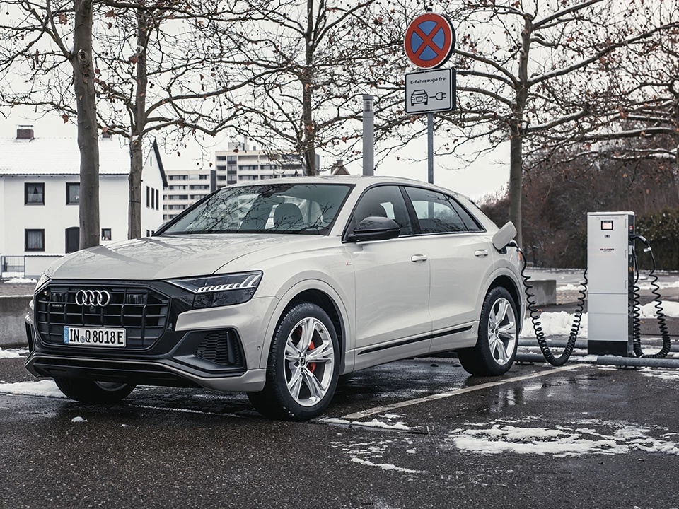 Audi Q8 Tfsi E Ricarica