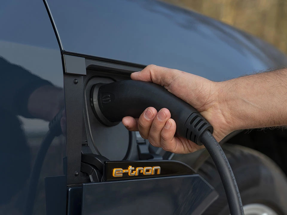 Audi Etron S Sportback Ricarica