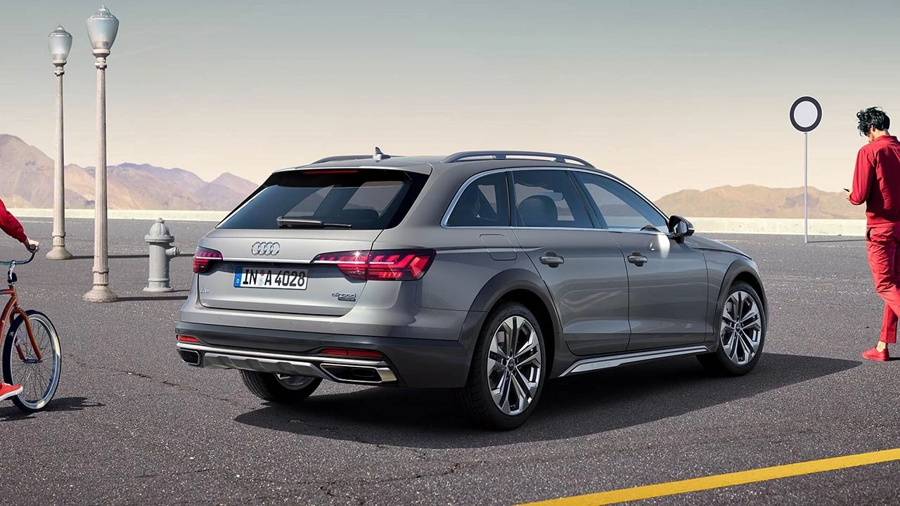 Audi A4 Allroad Quattro 1