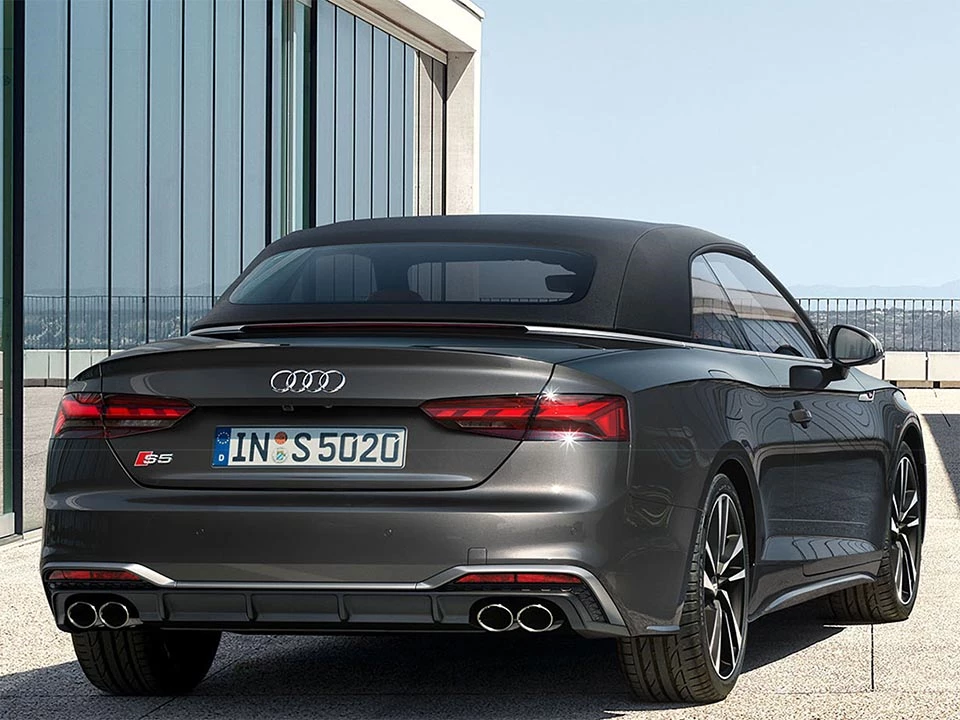 Audi S5 Cabriolet 1