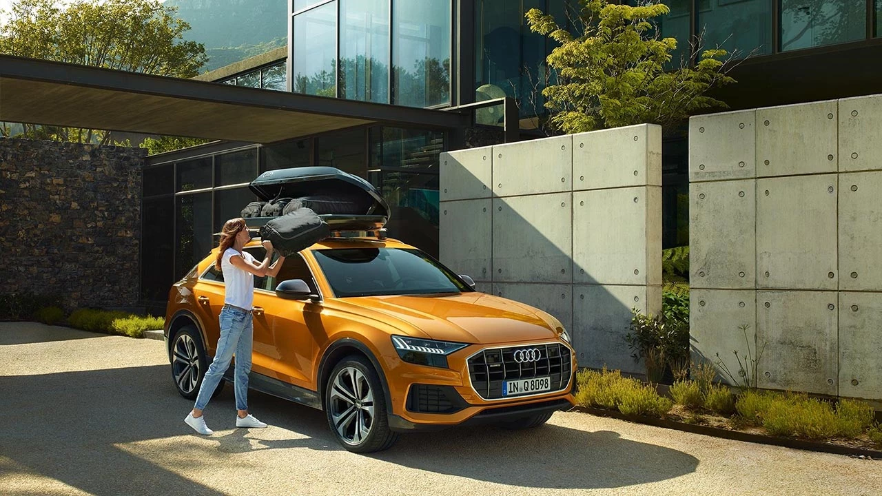 Audi Q8 4