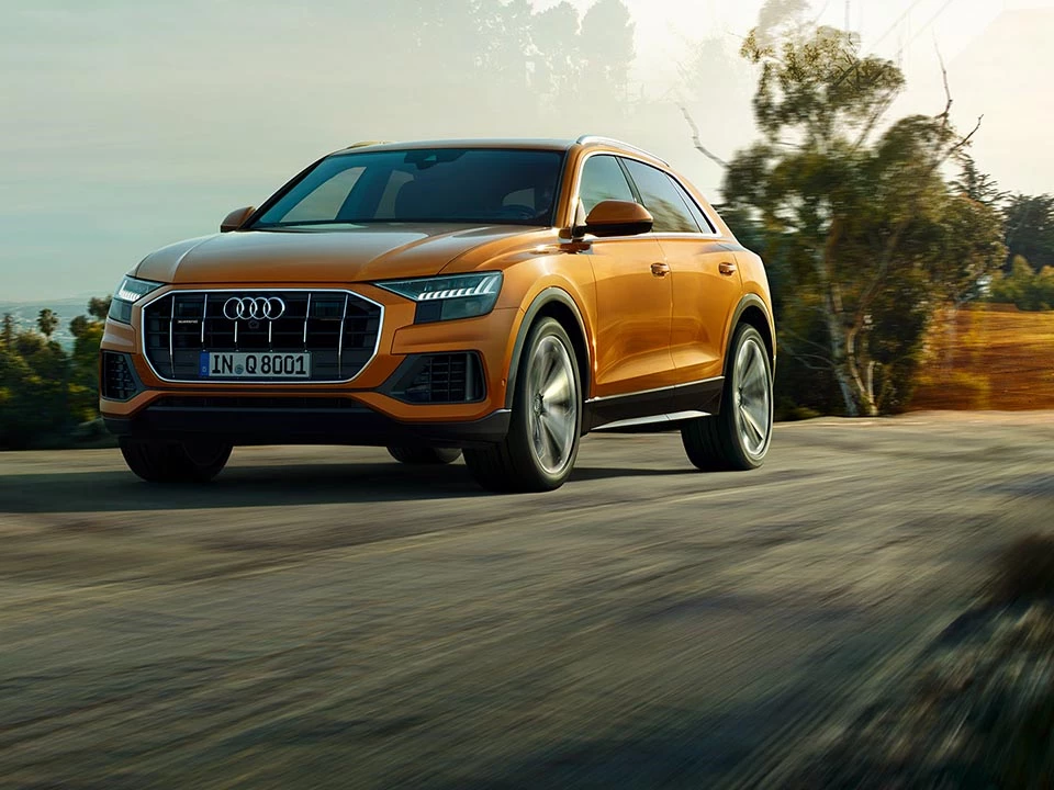 Audi Q8 1