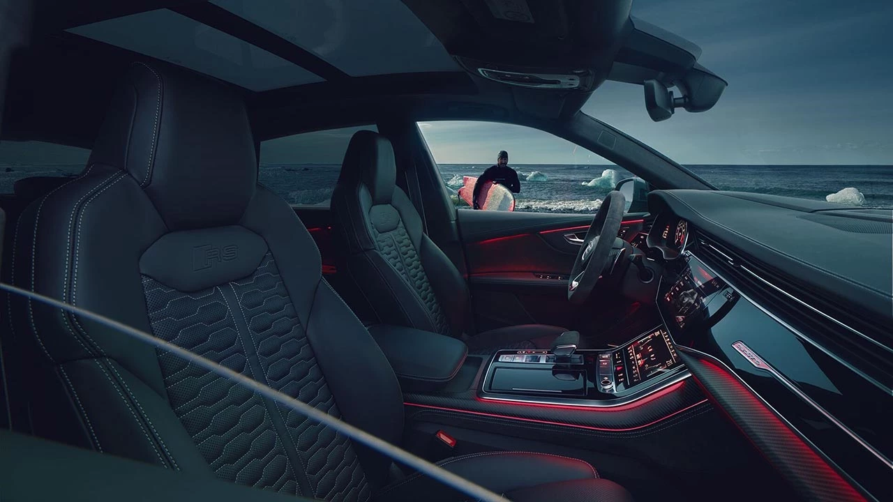 Audi RS Q8 5