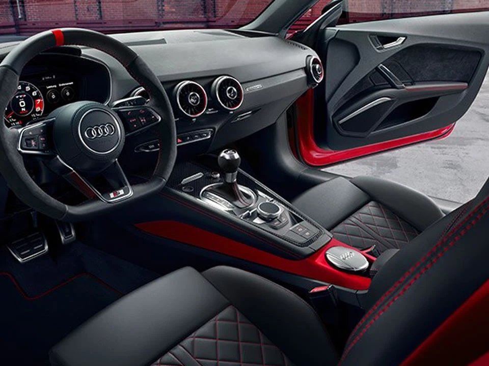 Audi TTS Coupé 02