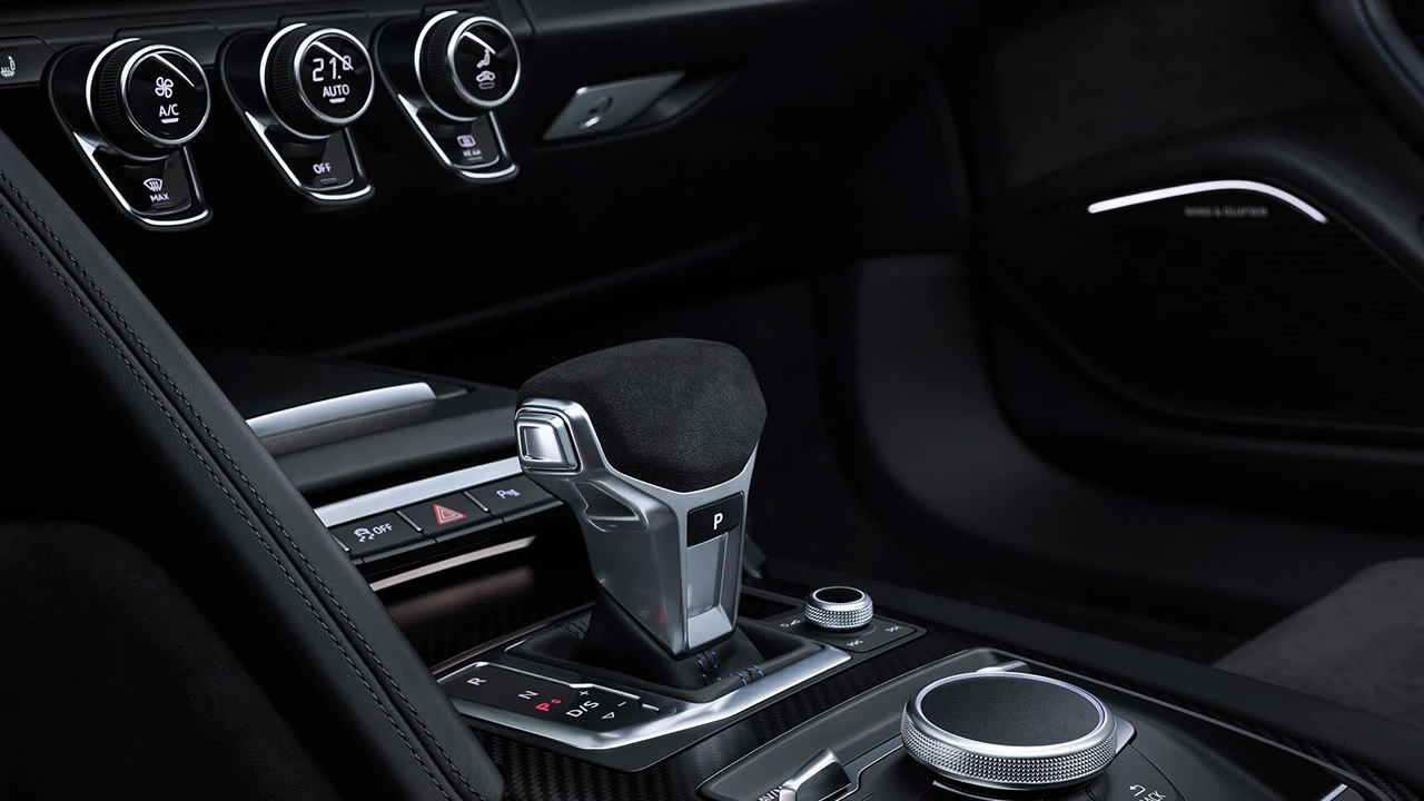 Audi R8 Spyder V10 Quattro 05